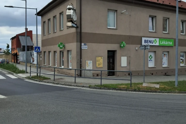 sternberk_pobocka Pohled na budovu nové pobočky ve Šternberku